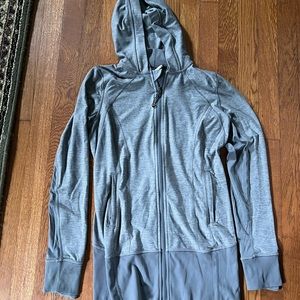 Lululemon grey jacket size 6. Good condition, just doesn’t fit me right